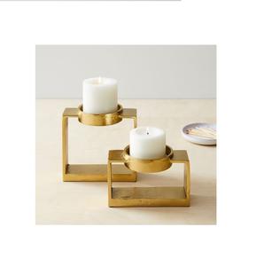 Bougeoir en métal au design feuille d'or Bougeoir en métal de luxe moderne pour la décoration intérieure Chandelier de style lanterne - Product Image 3