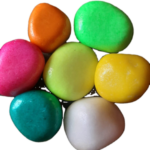Prix à la tonne Cailloux de pierre multicolores qui brillent dans le noir - Product Image 1