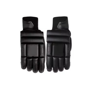 Guantes de cricket de cuero PU blancos de tamaño mediano de alta calidad Guantes de bateo de precio razonable con patrón liso para India - Product Image 3