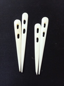 Aiguilles de frivolité en os sur mesure avec 2 trous pour tricoter le cristal au chalumeau et le magasin d'accessoires de perles de verre - Product Image 6