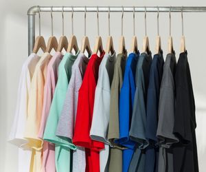 T-shirt de sport décontracté personnalisé en polyester/coton 380 grammes, coupe régulière, manches courtes, couleur unie, respirant, dernière tendance, vente en gros - Product Image 2