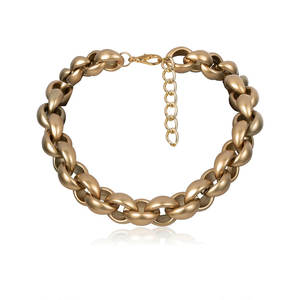 Collana Choker Vintage Esagerata Placcata Oro con Motivo Geometrico Costellazione Trendy Catene Religiose con Diamanti e Perle - Product Image 6