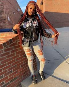 Conjuntos de 2 piezas con logotipo personalizado para mujer, Sudadera con capucha de salón, sudadera de gran tamaño, pantalones de chándal holgados de moda de otoño con bolsillos - Product Image 4