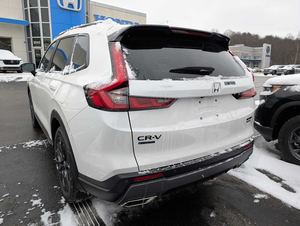 Oferta de Valor Insuperable: Honda CR-V Híbrido Turbo Sport Touring AWD SUV 2026 con Asientos de Cuero Oscuros y Volante a la Izquierda - Product Image 3