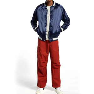 Veste bomber de qualité supérieure en gros, streetwear pour hommes, couleur unie, col rabattu, broderie personnalisable - Product Image 4