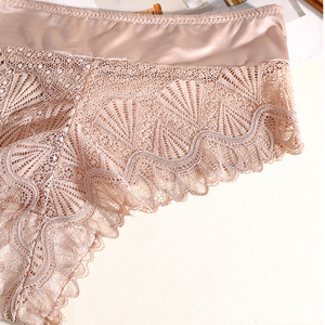 Culottes sexy personnalisées pour femmes européennes et américaines, en satin double couche avec dentelle, sans couture, design semi-couvrant les hanches - Product Image 4