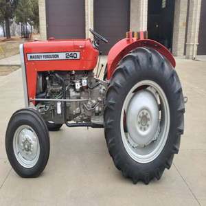 Tractor Agrícola Massey Ferguson MF 240 (2WD 75HP) de Segunda Mano con Motor en Venta - Product Image 4