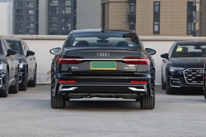 ปี 2025 สำหรับ A6L 40 TFSI Luxury Dynamic ภายในสีเข้มใหม่ พวงมาลัยซ้าย เกียร์อัตโนมัติ เครื่องยนต์ 2.0T พร้อมระบบเกียร์คลัตช์คู่แบบเปียก - Product Image 4