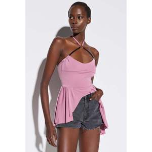 เสื้อเบลาส์แขนสั้นคอกลมลำลอง 100% โพลีเอสเตอร์ พร้อมดีเทลห่วงผูกคอ - Product Image 2