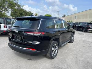 PRESQUE NEUF 2024 Jeep Grand Cherokee L Limited 4x4 3.6L Essence 8 Vitesses AT - Product Image 4