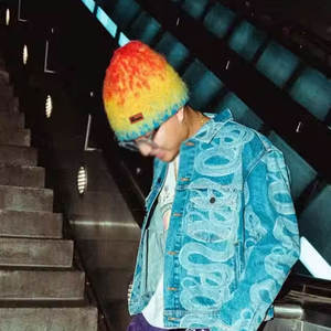 Bonnet d'hiver en mohair pour femmes Bonnet en tricot doux avec logo personnalisé Option Bonnets en mohair - Product Image 6