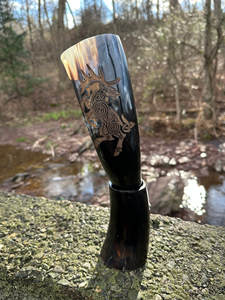 Cuerno para Beber de Diseño Animal Tallado a Mano, Estilo Vikingo Natural, Ecológico, Pulido, para Cerveza, Vino o Agua - Product Image 3