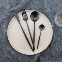 Ensemble de couverts en métal noir pour vaisselle de table de mariage ensemble de couverts de dîner en acier miroir fabrication artisanale