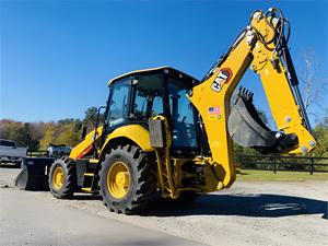 Chargeuse pelleteuse Earth Moving Moteur puissant 2022 Caterpillar 415 Chargeuse-pelleteuse Prêt à expédier Équipement lourd d'occasion - Product Image 3