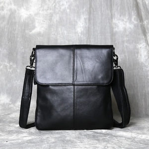 Sac en cuir à bandoulière rétro Messenger pour femmes-Couleur personnalisable durable portable - Product Image 1