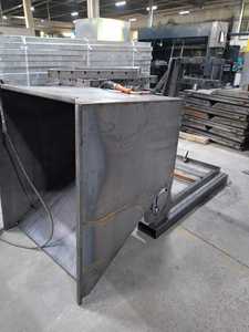 Plataforma Autovolcable para Montacargas, Capacidad de 300 kg, Peso de 300 kg, para Uso en Almacenes, 1 Año de Garantía - Product Image 3