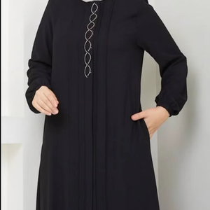 Abaya Casual Elegante con Cuentas para Mujer, con Tela de Primera Calidad, Detalles Elegantes y Modestos, Ligera y Transpirable, Perfecta para Uso Diario - Product Image 4