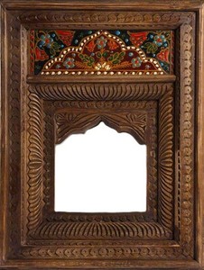 Marco de Madera Antiguo Hecho a Mano de Swat Valley, Marco de Fotos Rústico Intrincado Tallado a Mano para Decoración de Pared y Mesa - Product Image 3