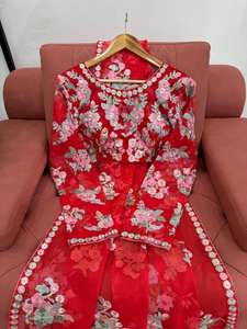 Calidad de exportación Nuevo diseñador pesado Ropa de fiesta Georgette Saree con hilo y trabajo de secuencia y trabajo impreso digital y blusa - Product Image 2