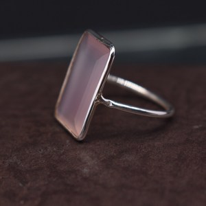 Bague élégante en quartz rose Bijoux en pierres précieuses à facettes naturelles Bague en argent sterling 925 faite à la main Cadeau d'anniversaire de mariage pour femmes - Product Image 2