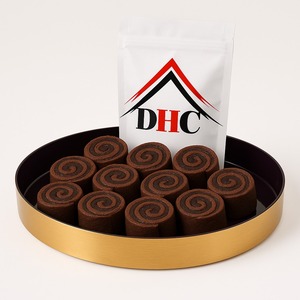 La bandeja de servicio de metal con acabado dorado y negro agrega un toque lujoso a su Mesa, haciendo que cada momento de servicio sea especial - Product Image 1