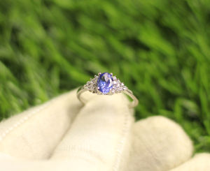 AA + แหวนรูปไข่ Tanzanite ขนาด5x7มม. 925เครื่องประดับอัญมณีธรรมชาติสีเงินสเตอร์ลิง - Product Image 5