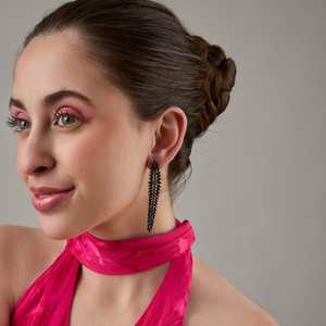 ต่างหูทรงโบฮีเมียนสุดฮิต รุ่น 166700  วัสดุโลหะผสมสังกะสีประดับมุกและเพชร เหมาะสำหรับงานปาร์ตี้ - Product Image 1