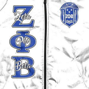 Chaqueta de Satén Azul y Blanca Zeta Phi Beta para Mujer, Estilo 1920, Bordado con el Escudo de la Hermandad ZPB, Prenda Griega Premium, Ropa Deportiva - Product Image 4