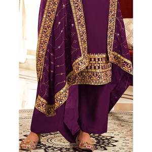 Precioso Traje Salwar Bordado en Vichitra Morado, Traje de Fiesta para Mujer - Product Image 5