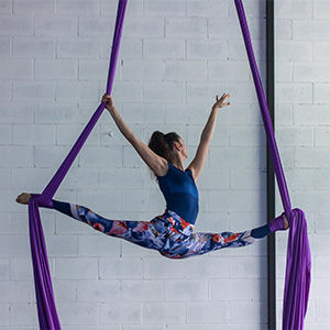 Promotion nouveau femmes décontracté Yoga 2 pièces Fitness ensemble col en v soutien-gorge et séchage rapide taille élastique Leggings bout à bout - Product Image 6