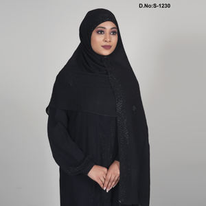 Hiyab de Chifón con Textura Brillante Fina en Toda la Superficie y Detalles de Borde con Patrones Sutiles para un Estilo Moderno y Modesto - Product Image 4