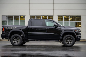 Meilleures ventes 2024 RAM 1500 TRX Crew Cab 44 Pick-up à conduite à gauche en cuir foncé 6.2L Supercharged HEMI V8 Édition finale - Product Image 4