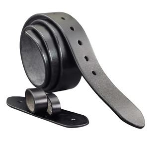 Cinturones de cuero genuino personalizados de marca de moda con logotipo personalizado de color sólido para hombres - Product Image 3