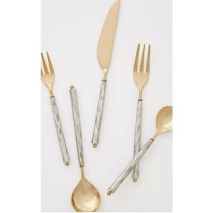 Vente en gros de qualité supérieure Acier inoxydable personnalisé de luxe avec poignée en résine Couverts Mariage Restaurant Personnalisation disponible - Product Image 4