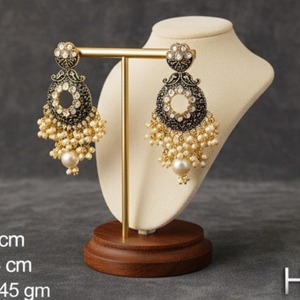 Bijoux traditionnels élégants antiques Mangalsutra 8cm 45gm avec un artisanat authentique parfait pour les femmes à porter quotidiennement - Product Image 2