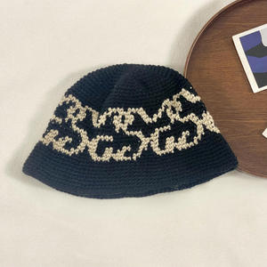 หมวกบักเก็ตสไตล์อเมริกัน EFANBEANIE สำหรับผู้หญิง ดีไซน์เฉพาะตัว อุ่นสบายสำหรับฤดูใบไม้ผลิ ฤดูใบไม้ร่วง ฤดูหนาว หนานุ่ม กันหนาว เหมาะสำหรับใส่ในชีวิตประจำวัน - Product Image 4