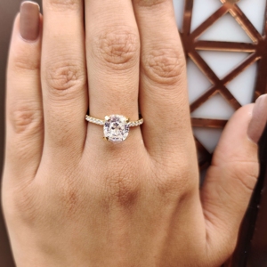 Bijoux à la mode 10K or blanc taille coussin Moissanite diamant 2.00 carats Solitaire bague en diamant pour les femmes - Product Image 6