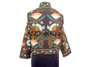 Veste d'hiver pour femme en tissu de canard à motif floral brodé Suzani, avec un manteau rembourré en coton indien, cadeau pour petite amie - Product Image 5