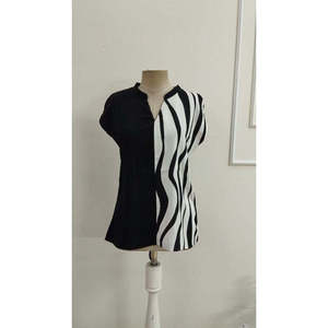Women'<b>s</b> Short-Sleeved Mandarin V-Neck Woven Viscose <b>Blouse</b>, 37284 - Black - Product Image 5