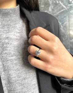 Bague de fiançailles Solitaire 4Ct en or massif 14 carats faite à la main, coupe ronde, diamant cultivé en laboratoire certifié IGI avec E VVS2 Clarity Fine Jewelry - Product Image 5