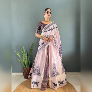 Lehenga Choli de Algodón Estampado con Trabajo Digital y Gota Patti, Diseño Indio para Fiestas, Venta al por Mayor y Económica para Mujer - Product Image 4