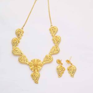 Colliers plaqué or colorant Exportation de bijoux de mode Vente en gros Exportateur de bijoux d'imitation Cuivre et laiton chapado en oro oro laminado - Product Image 5