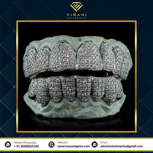 Rejillas Dentales de Plata de Ley 925 con Incrustaciones de Moissanita Redonda de Calidad Superior, Unisex, Disponibles al Precio Más Bajo para Halloween - Product Image 3