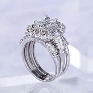 Ensemble de bagues de fiançailles Jeulia Halo en moissanite taille radiant, argent sterling, 3 pièces - Product Image 5