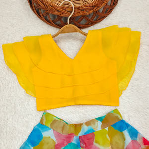 Shoryam Fashion, tenue de fête pour filles, style bohème, multicolore, floral, lehenga choli, haut court sans manches à volants, jupe longue évasée - Product Image 3