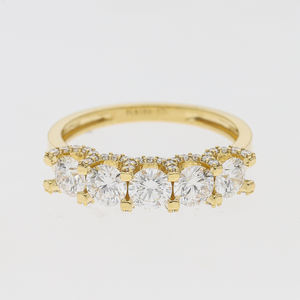 Bague en or jaune 14 carats à cinq pierres avec diamants de style élégant taille brillante bague en diamant naturel pavé d'accent - Product Image 3