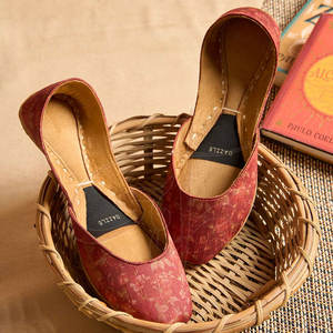 Khussa para Mujer Hechos a Medida en Grandes Cantidades, Alta Calidad, Tendencia de Moda, Estampados, Antideslizantes, Servicio OEM, Último Estilo - Product Image 4