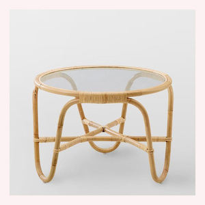Table basse en rotin et bois dur faits à la main, durable, élégante et fonctionnelle, la pièce maîtresse ultime pour des intérieurs sophistiqués - Product Image 5