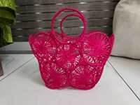 Sac à main en coton macramé fait à la main de couleur rouge pour les créateurs de mode et les magasins d'accessoires de mode pour la revente