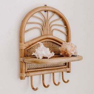 Porte-serviettes en rotin moderne au design unique, parfait pour ajouter une valeur esthétique aux salles de bain luxueuses et minimalistes - Product Image 6